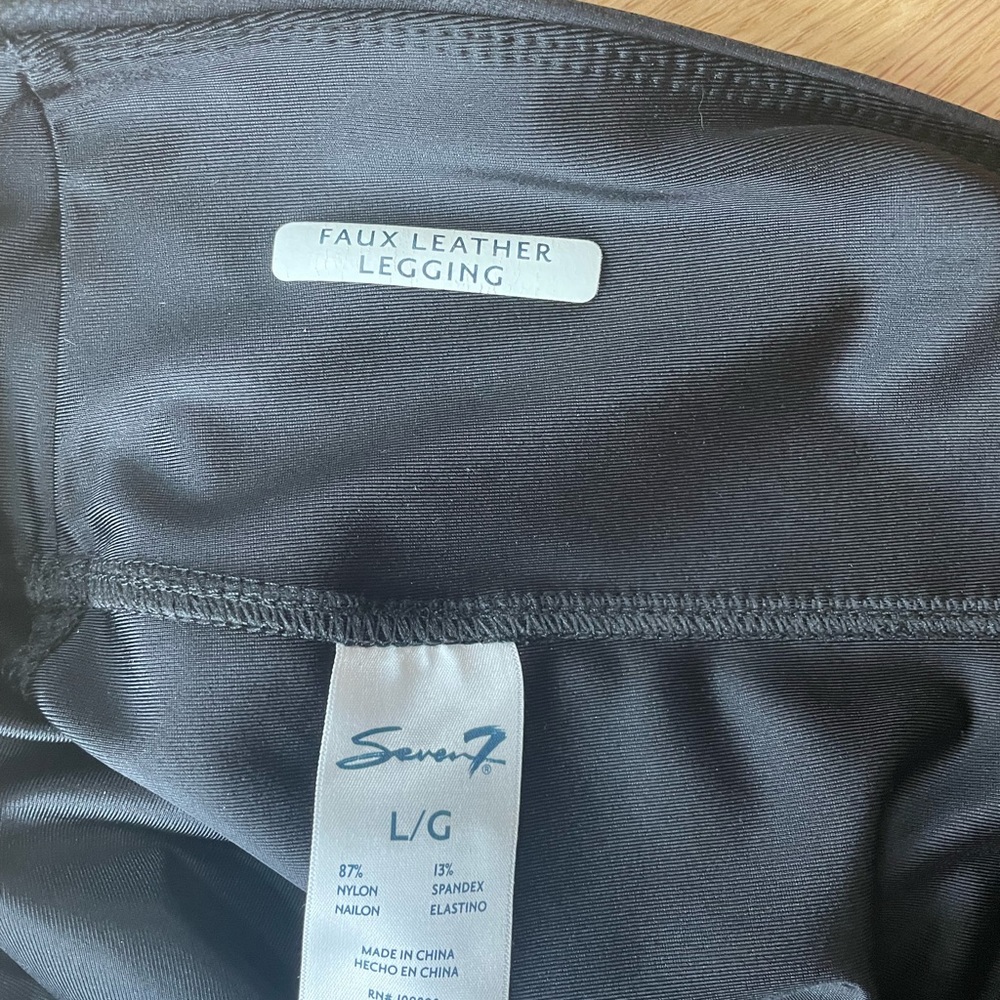Seven7 Faux Leather Leggings In Excellent Condition - Picture 9 of 16